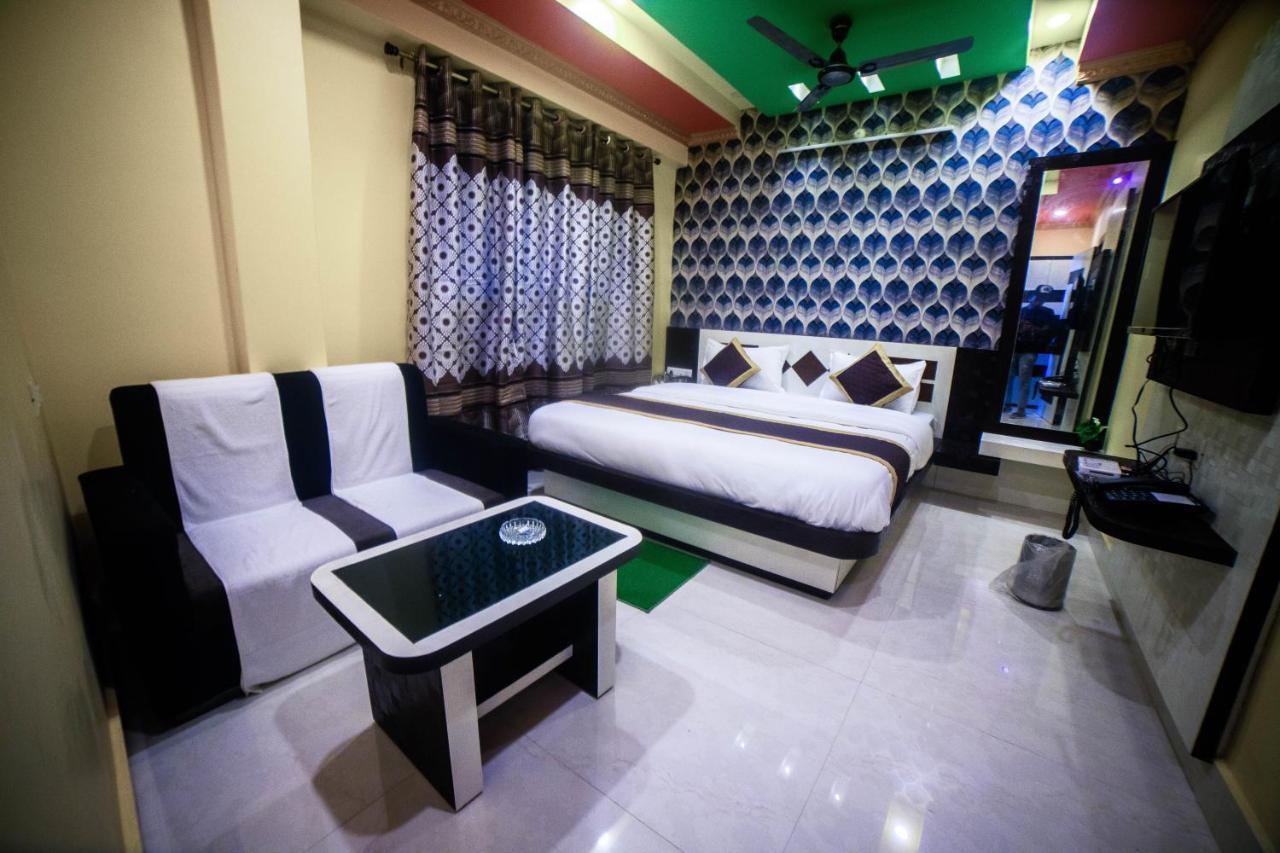 Tirupati Lodge Njp Siliguri Exterior foto
